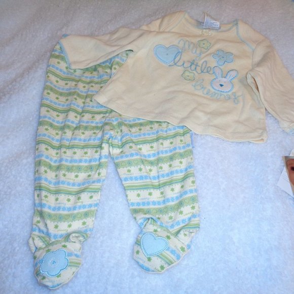 VITAMINS Baby 2 Piece Bunny Outfit with Rattles in Feet Size 6 - 9 Month… - Picture 1 of 9